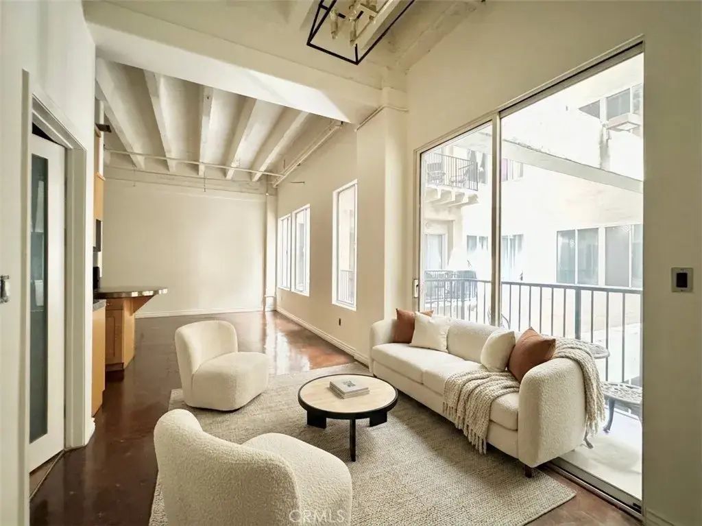 312 W 5th Street 521, Los Angeles