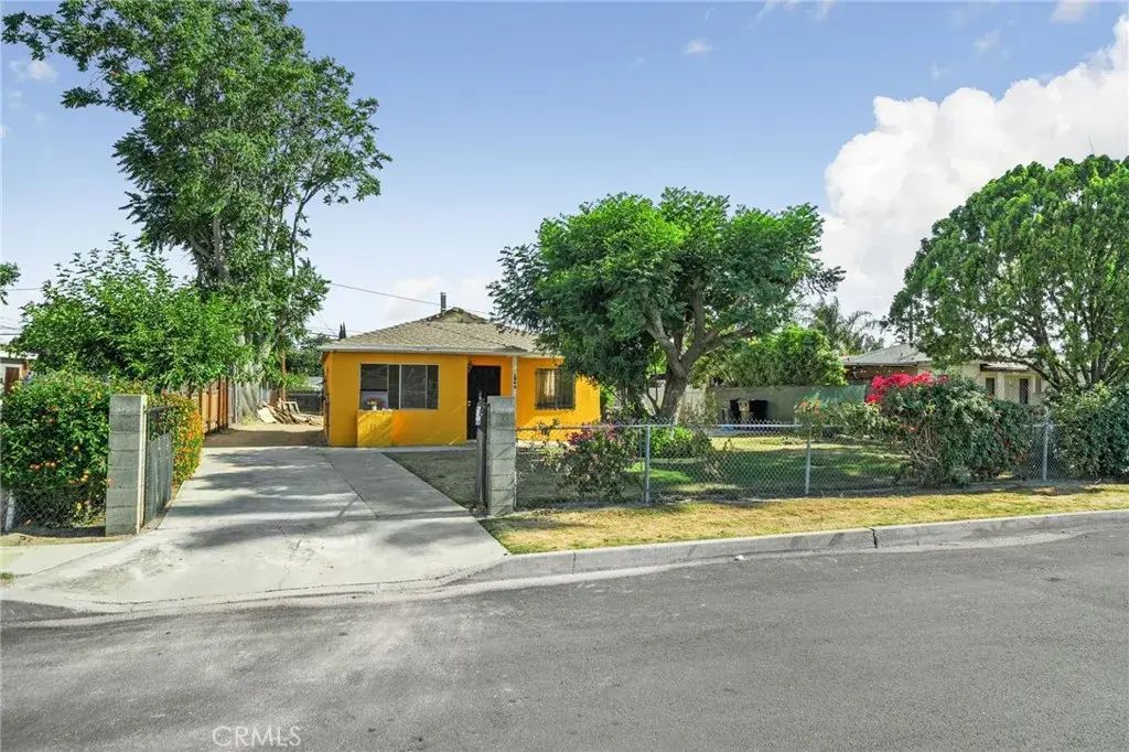 1949 W 19th Street, San Bernardino