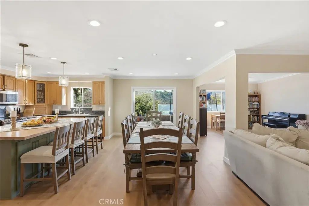 27569 Longhill, Rancho Palos Verdes