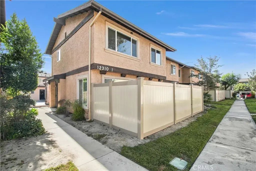 12310 Runnymede 1, North Hollywood