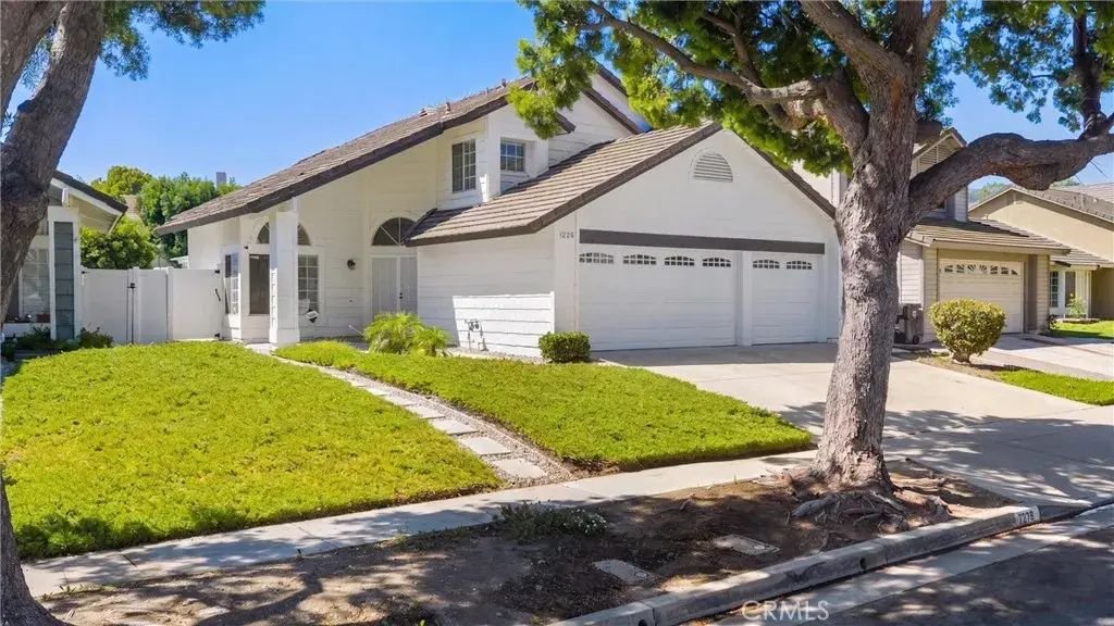 1228 Mayfair Drive, Corona