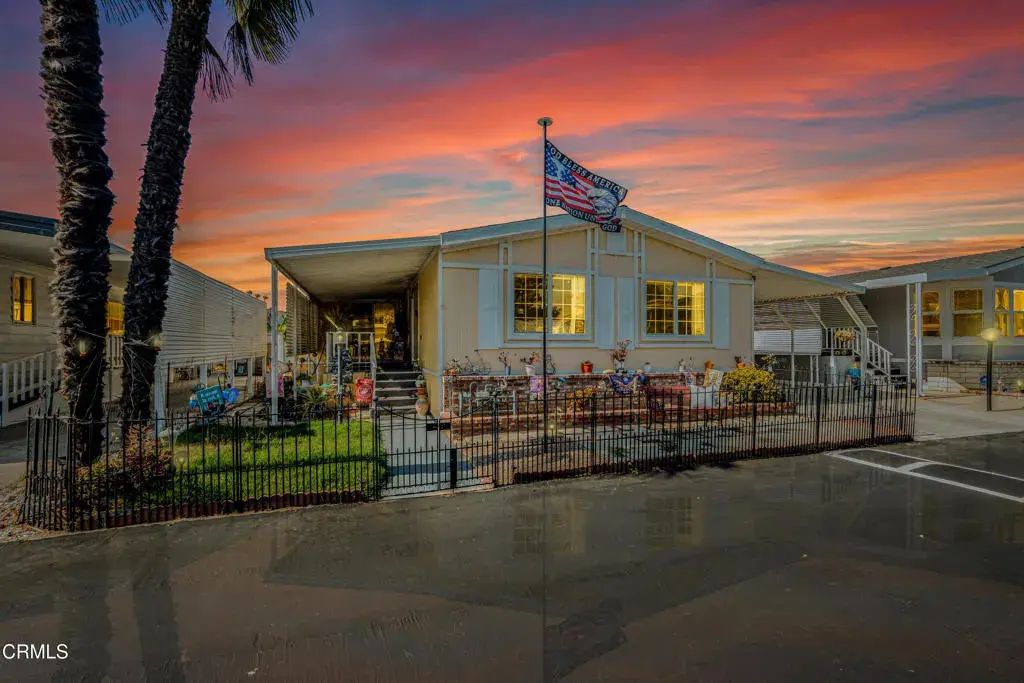 245 Gaviota 146, Oxnard