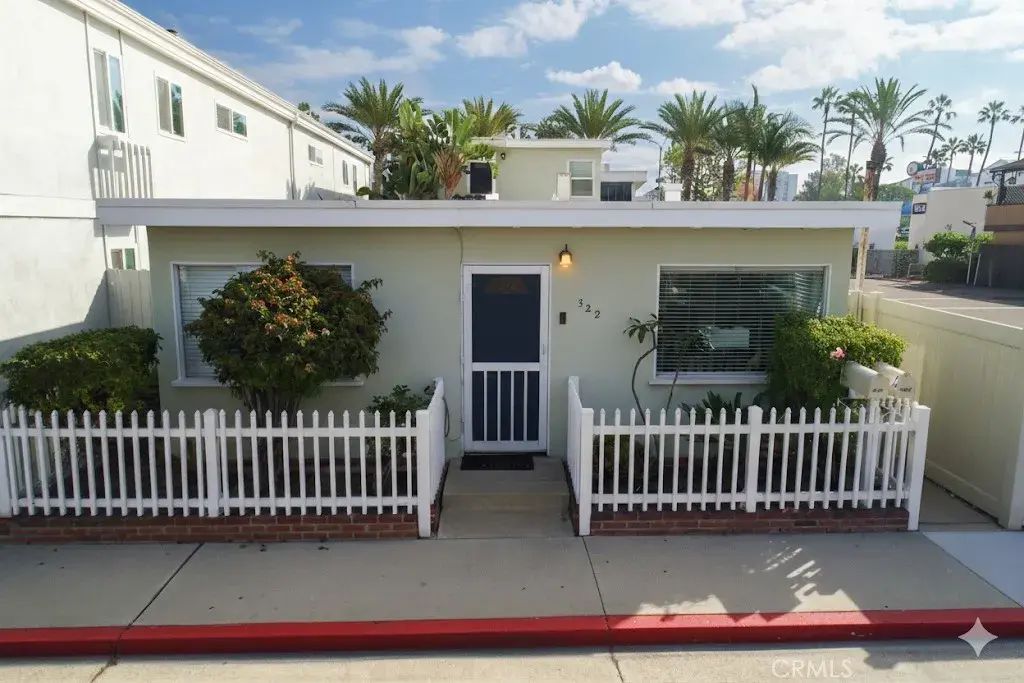 522 Clubhouse Avenue, Newport Beach