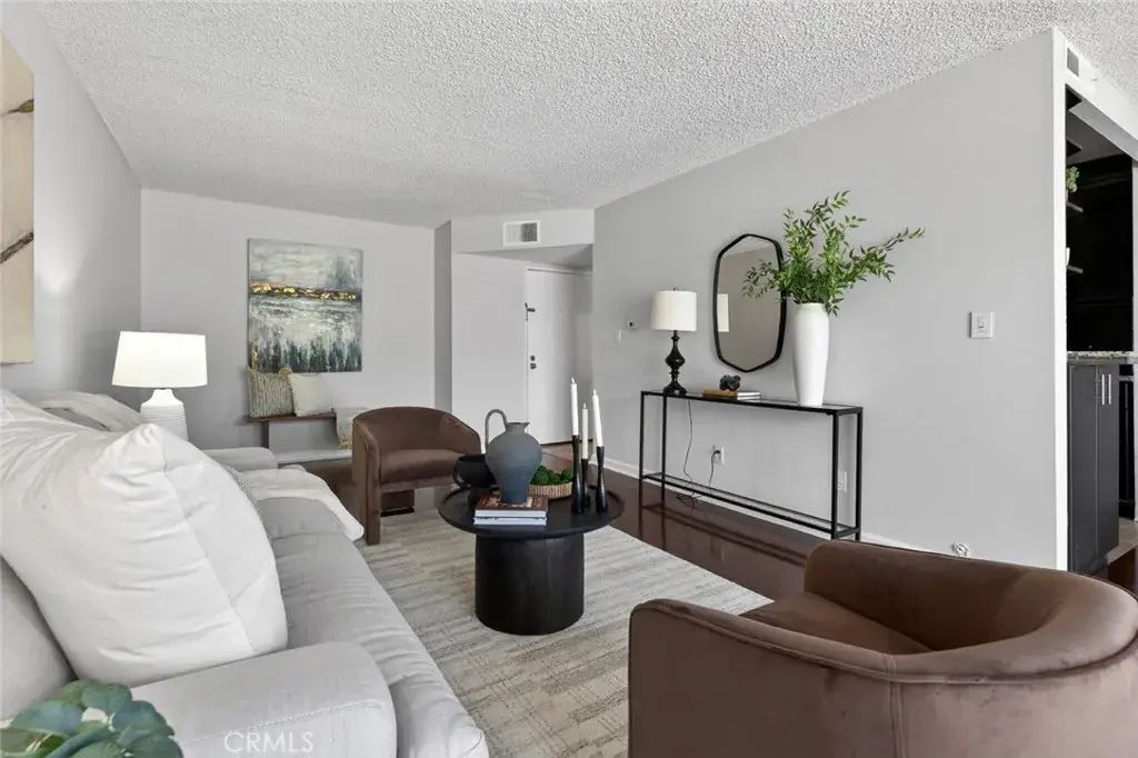 5412 Lindley Avenue 322, Encino