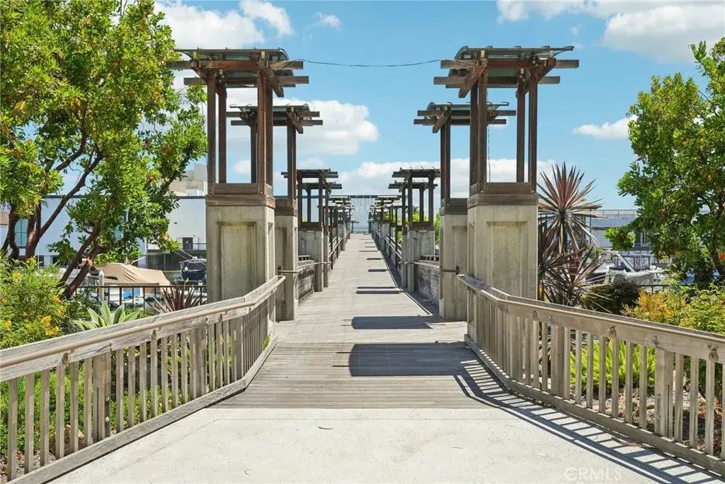 7124 Marina Pacifica North, Long Beach