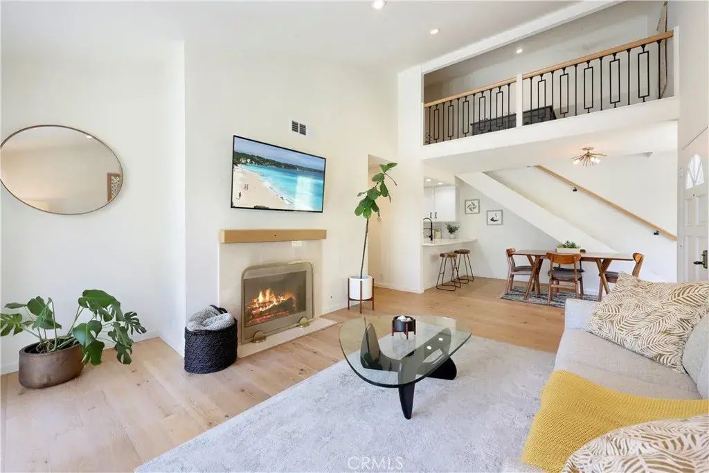1326 W Park Western Drive 202, San Pedro