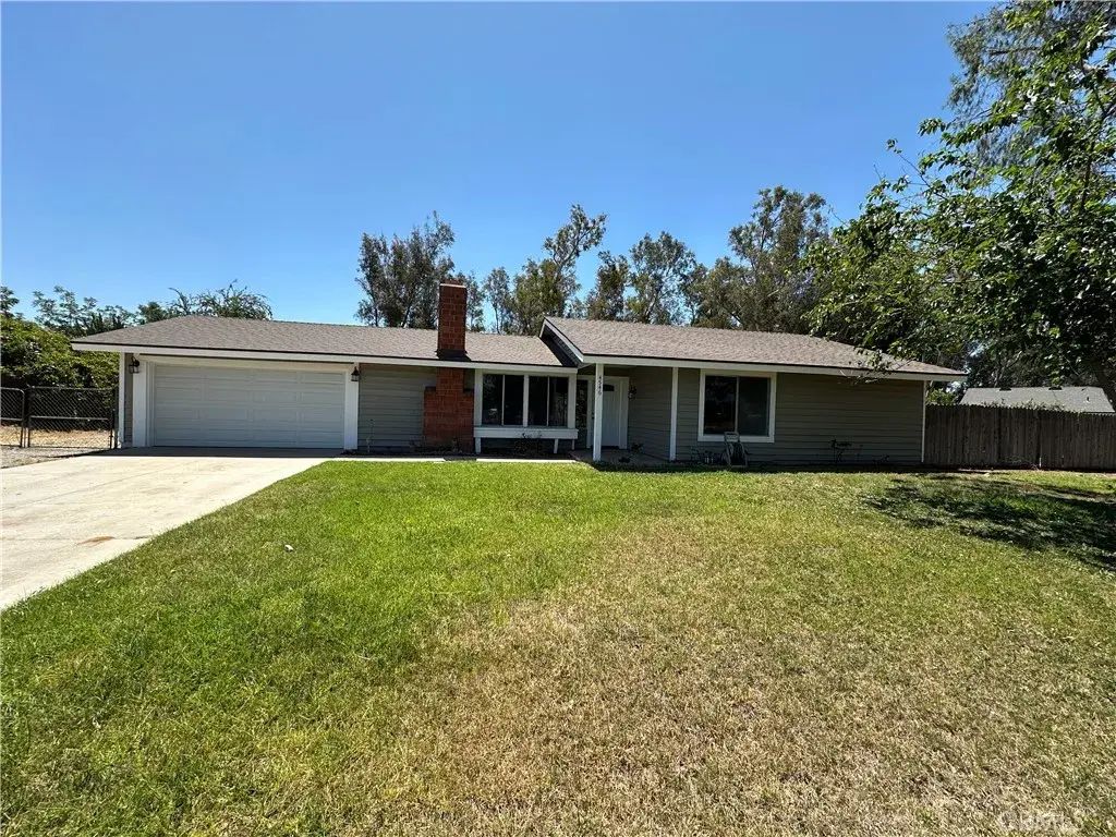 4546 Lone, Jurupa Valley