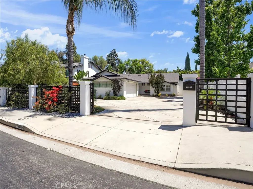 22263 Avenue San Luis, Woodland Hills