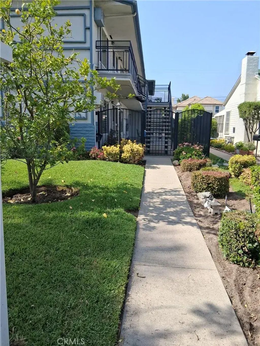 15 Fano #d Street, Arcadia