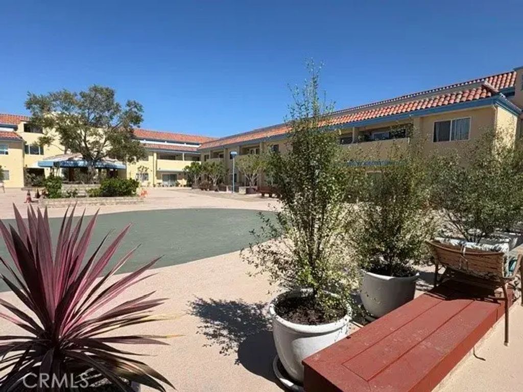24410 Crenshaw 307, Torrance