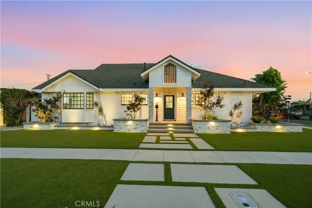 6440 E El Roble Street, Long Beach
