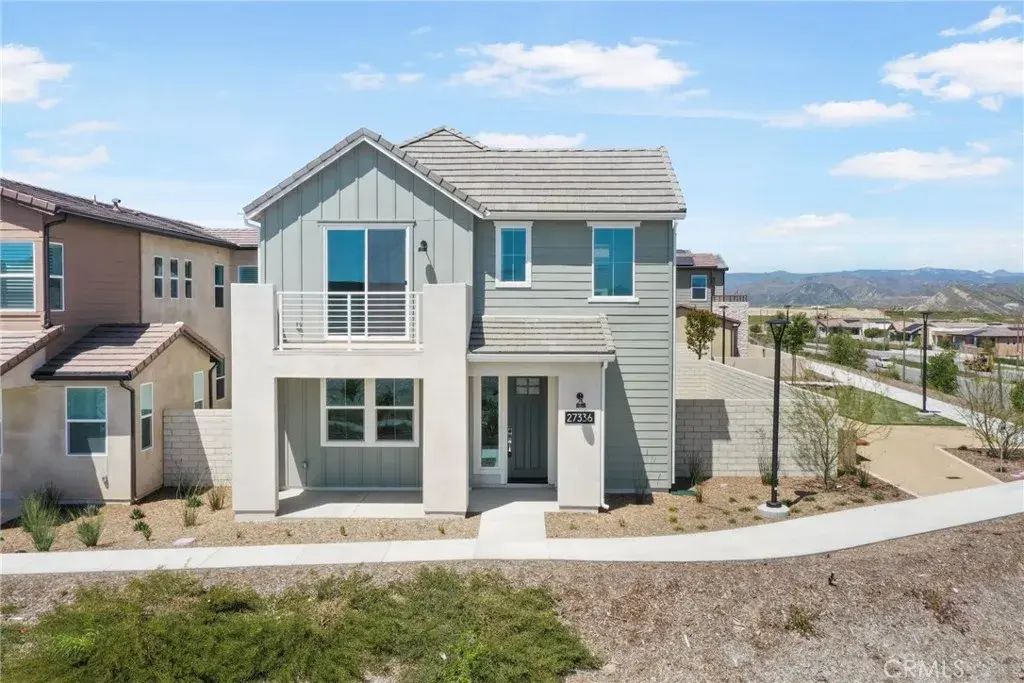 27336 Great Divide Lane, Valencia