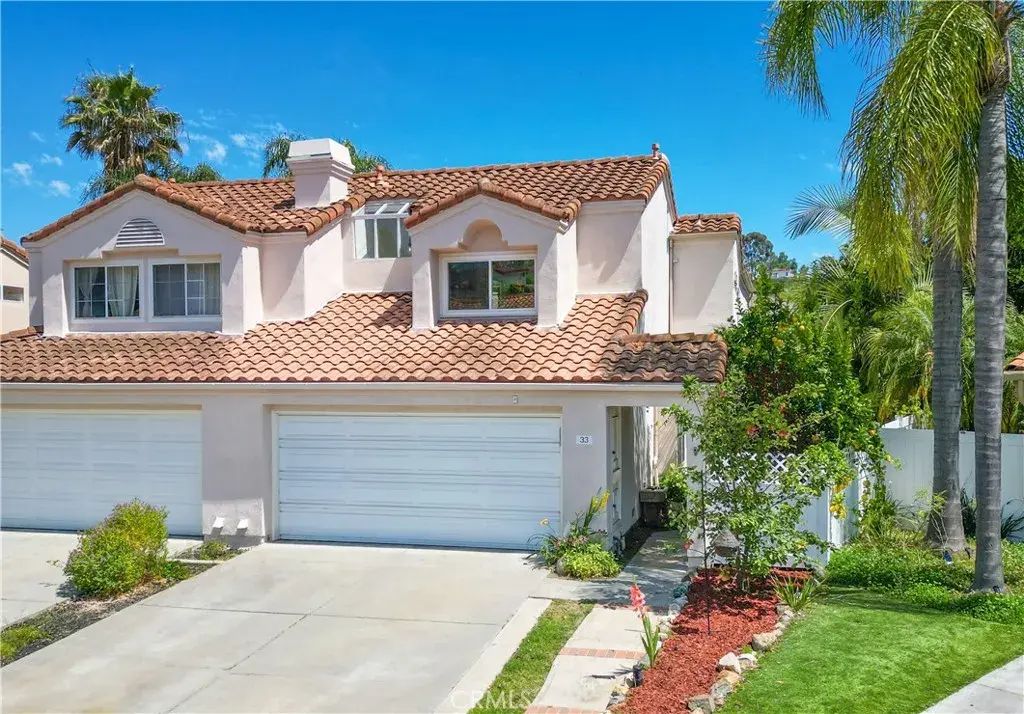 33 Gullwing, Laguna Niguel