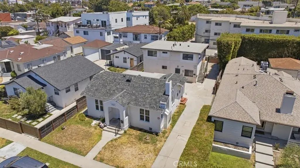 1636 S Ridgeley, Los Angeles