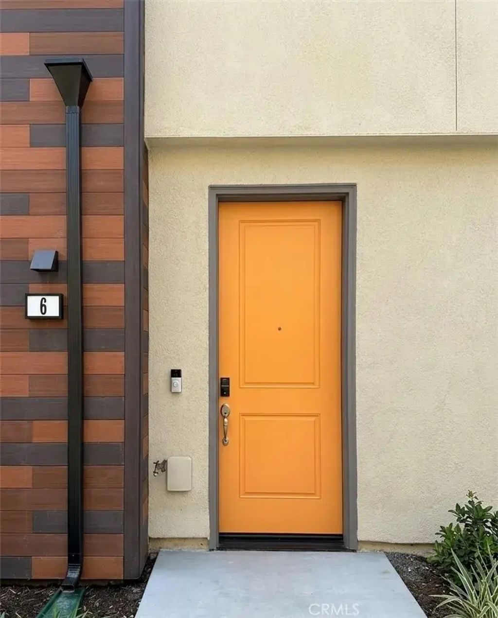 5868 Linden 6, Long Beach