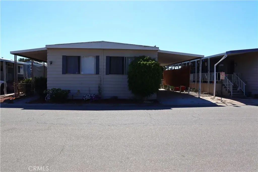142 Via Rosal, Camarillo