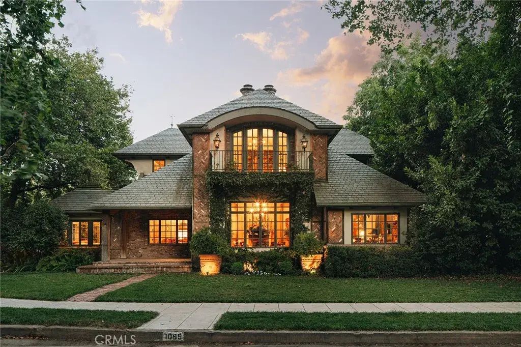 1095 Woodland Avenue, Chico