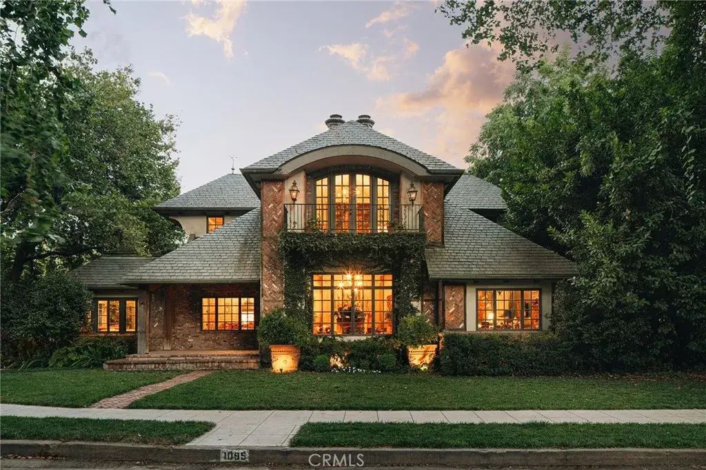 1095 Woodland Avenue, Chico