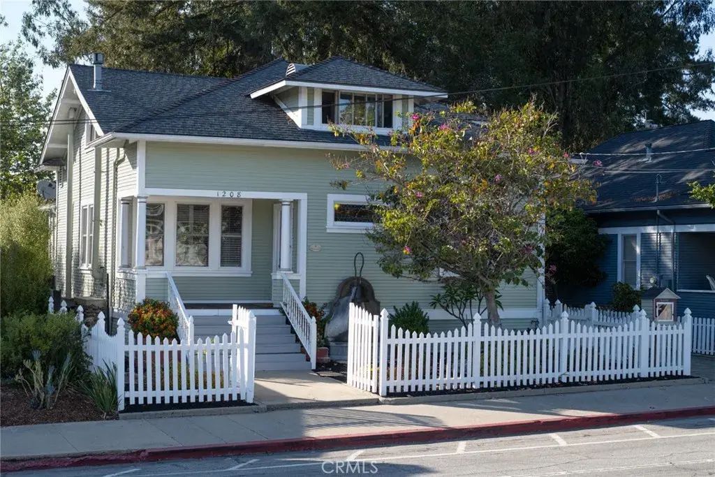 1208 Pismo, San Luis Obispo