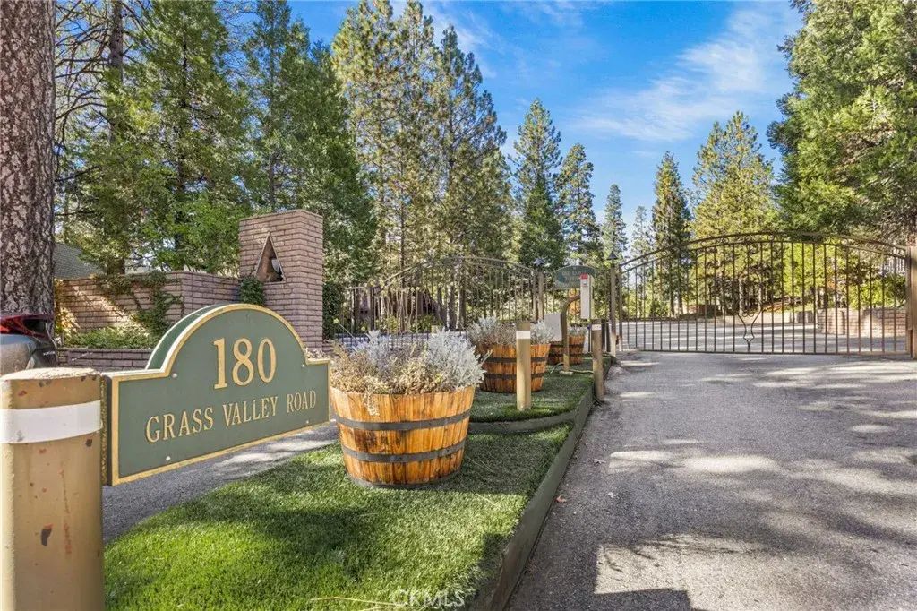 180 Grass Valley, Lake Arrowhead