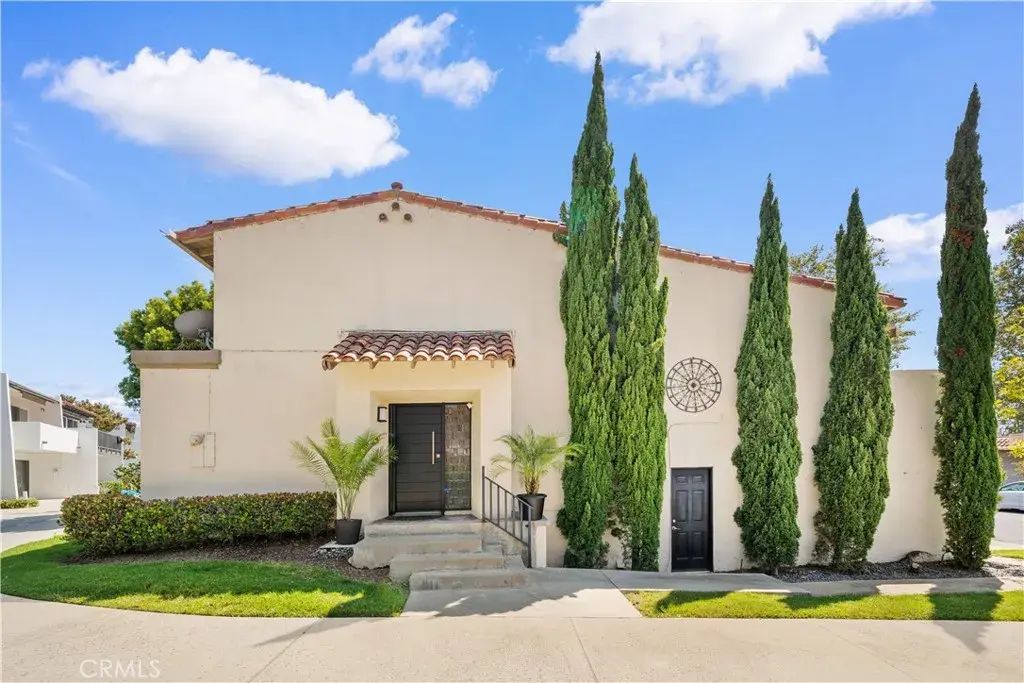2326 Vista Hogar, Newport Beach