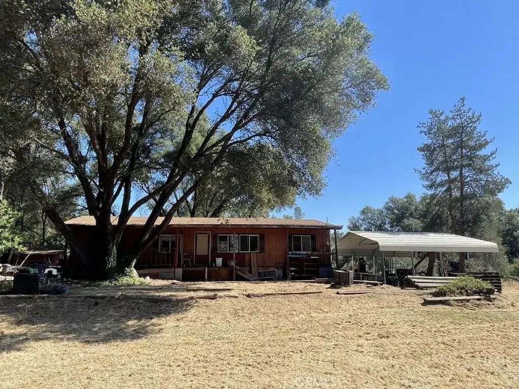 3877 Lopa Road, Mariposa