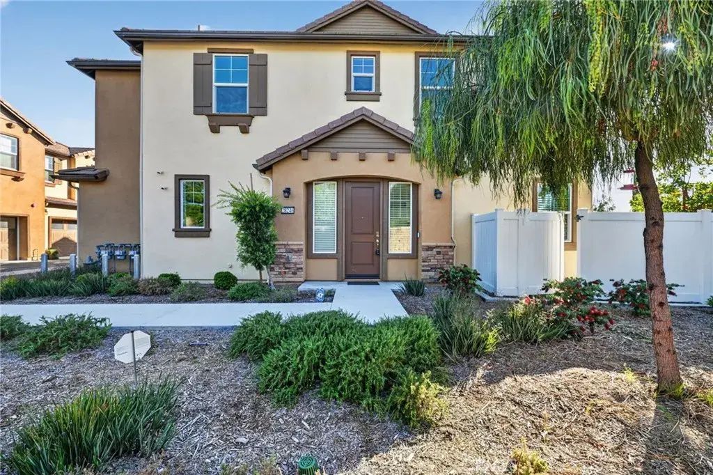 28246 Heirloom, Temecula