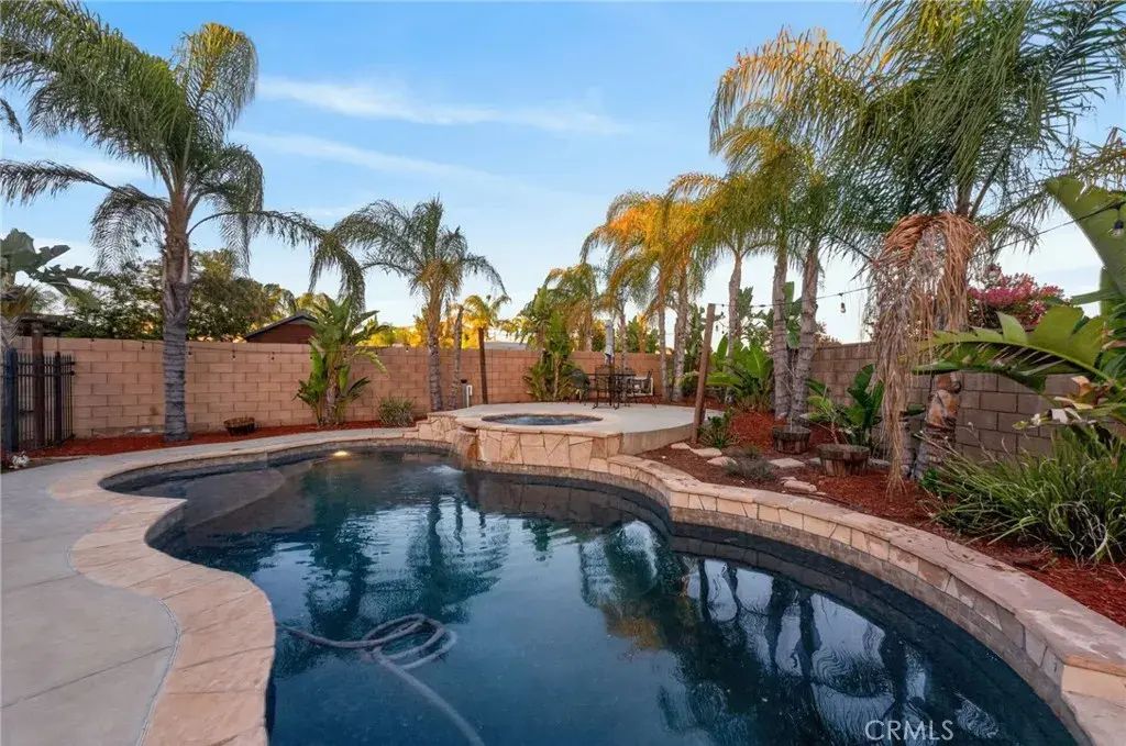 31247 Pinon Pine, Winchester