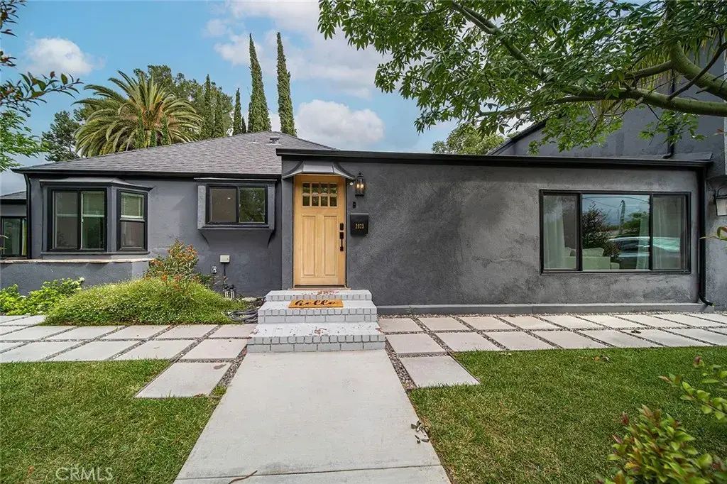 2925 W Oak, Burbank
