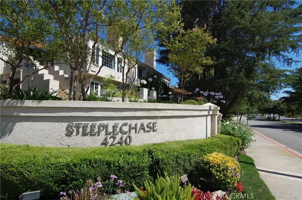 4240 Lost Hills, Agoura Hills