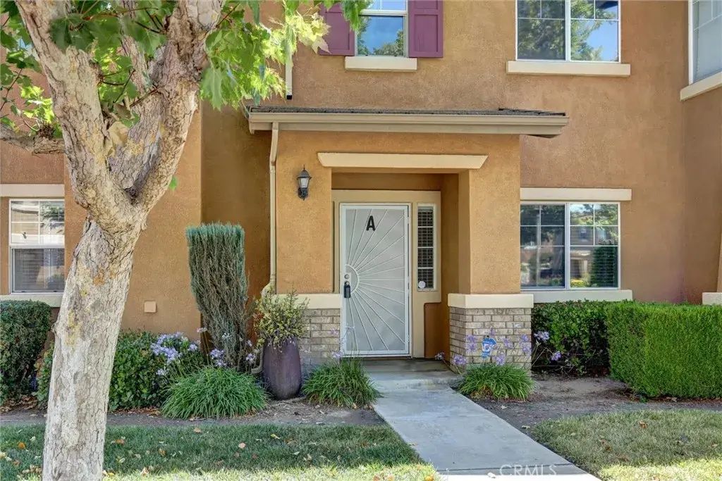 39908 Millbrook A, Murrieta
