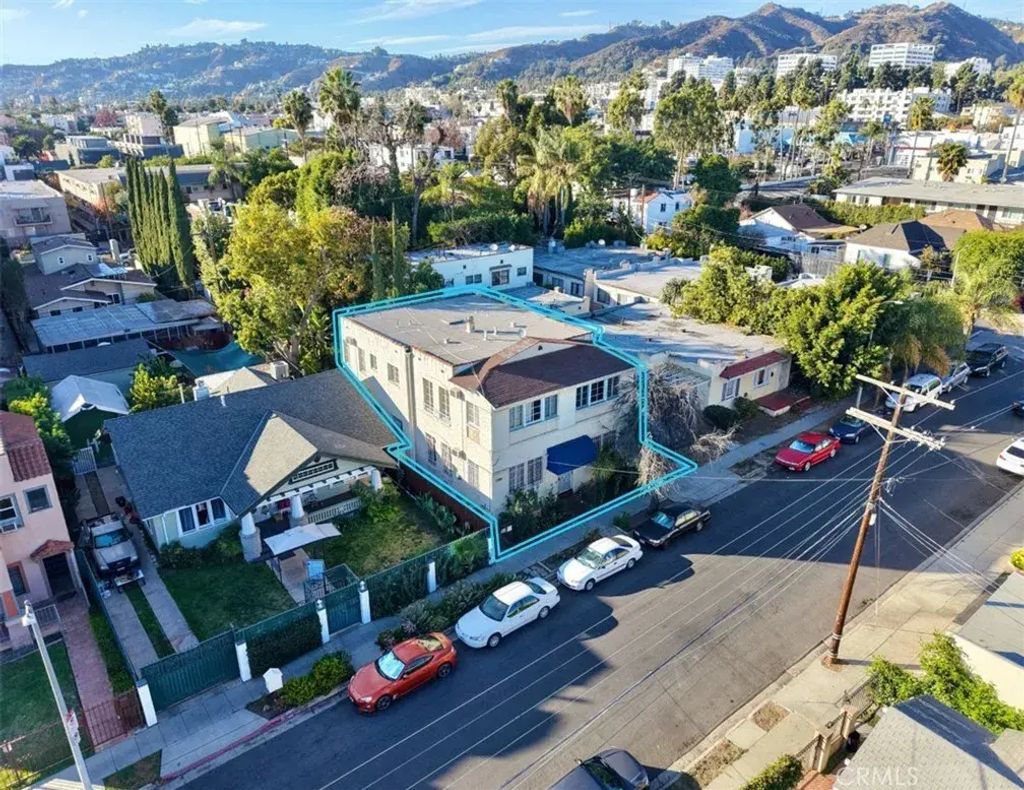 1347 N Mansfield, Los Angeles