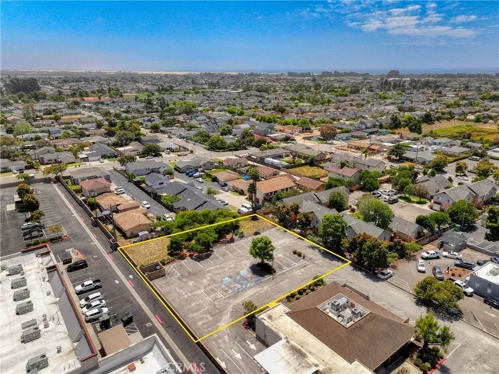 1253 E Grand, Arroyo Grande