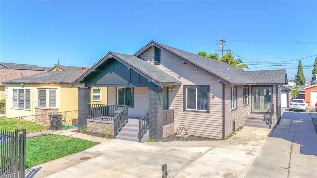 205 W 98th, Los Angeles