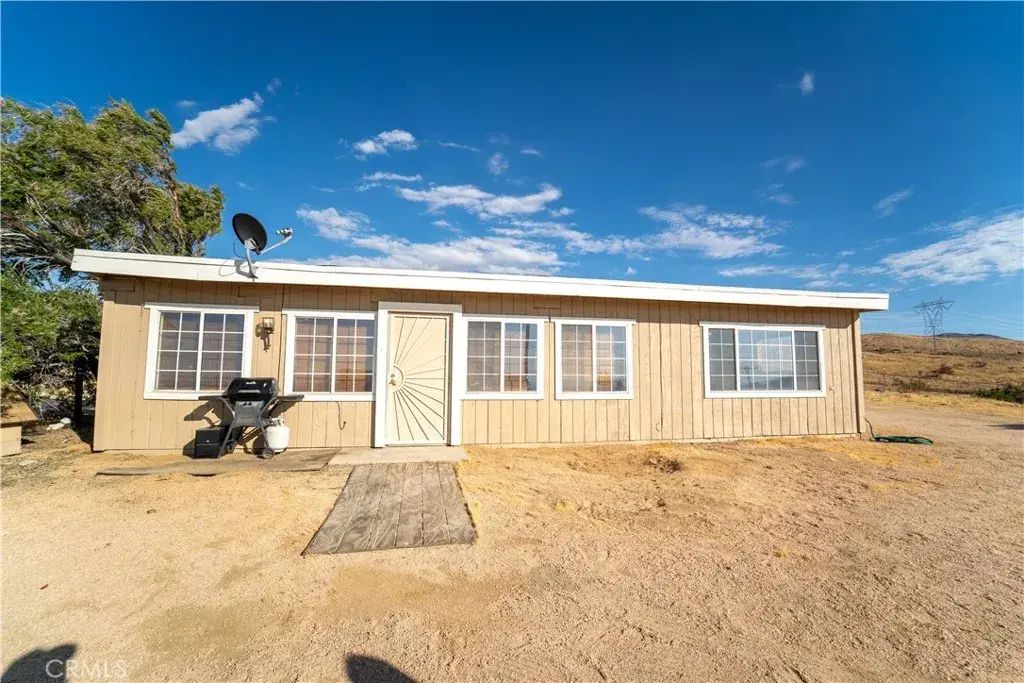 8390 Milpas, Apple Valley