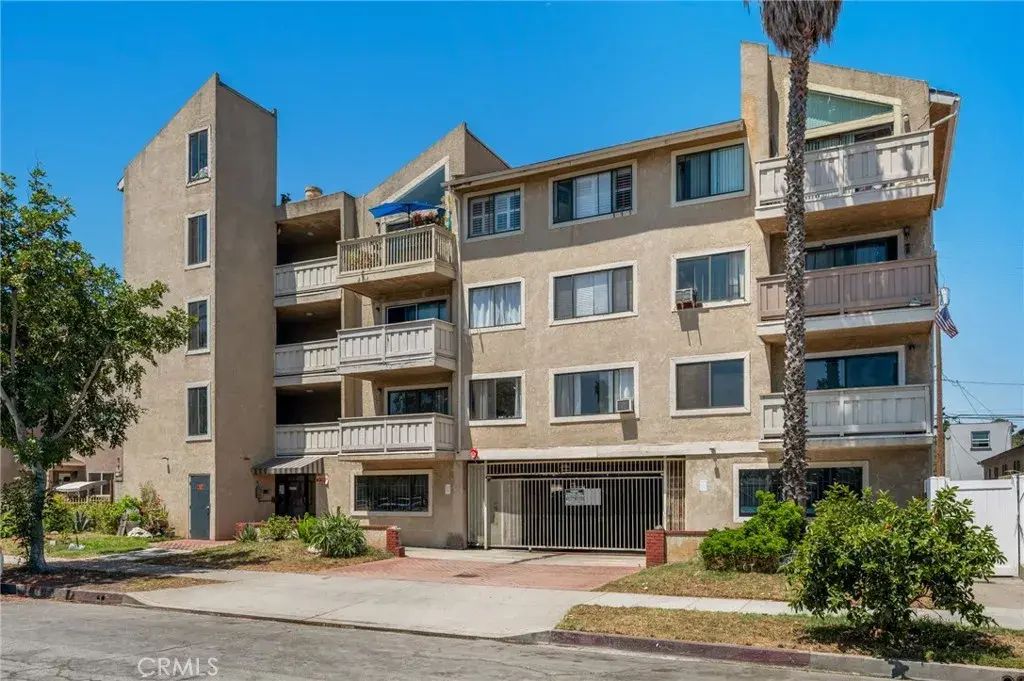 1723 Cedar 103, Long Beach