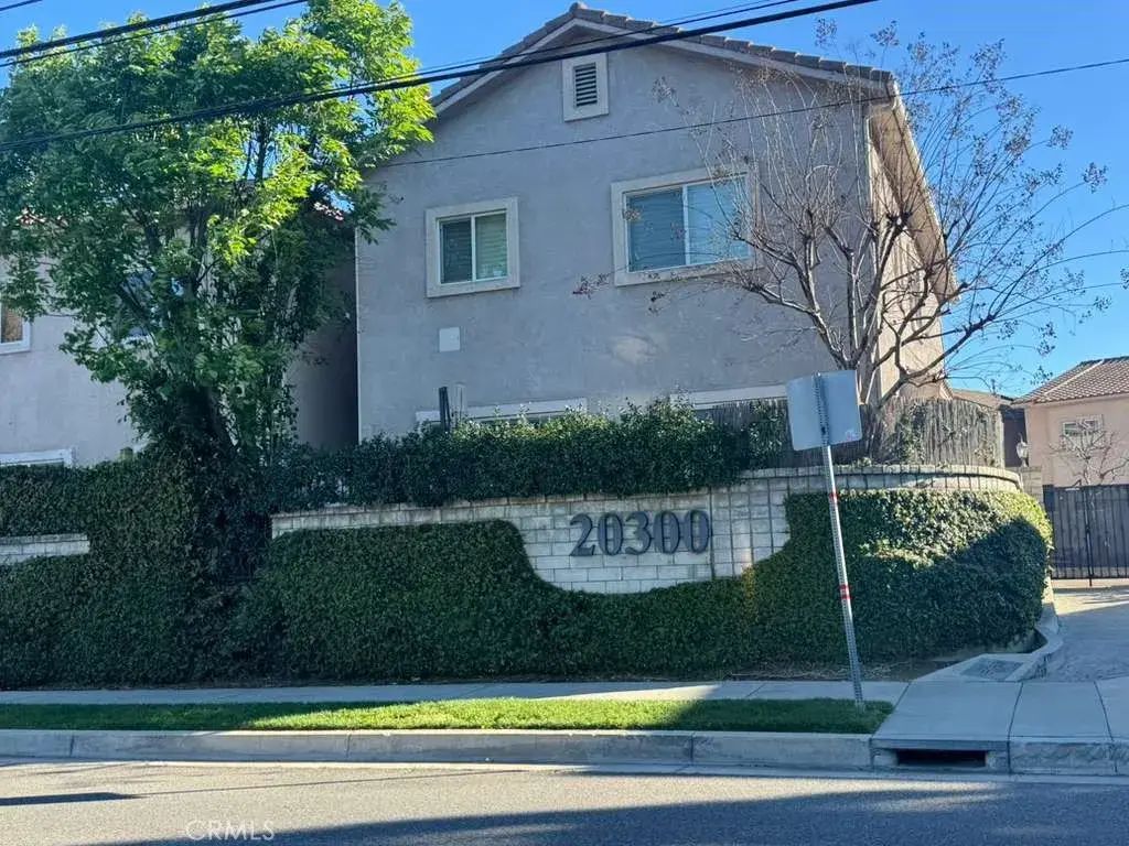 20300 Vanowen Street 29, Winnetka