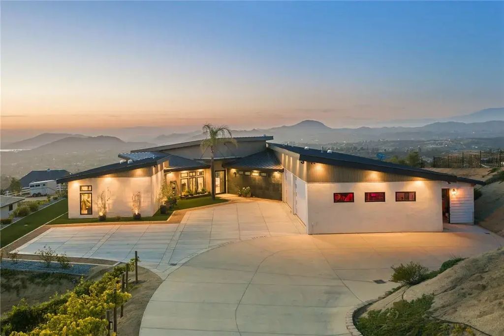 40371 Scanlon Road, Temecula