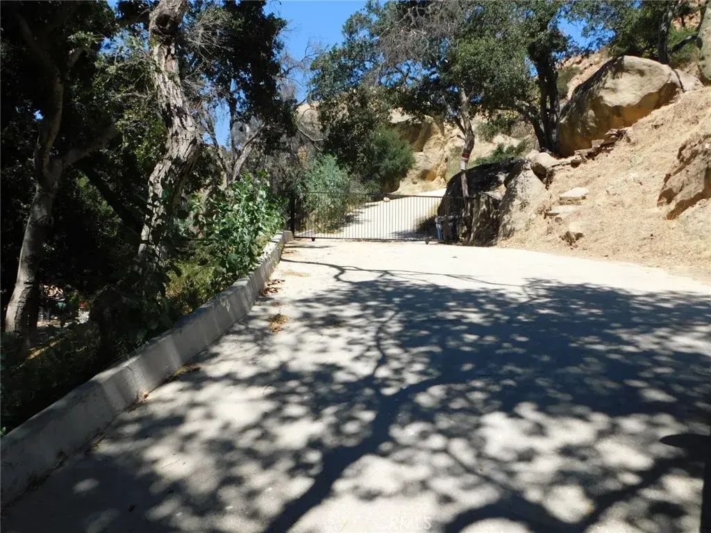 474 Box Canyon, West Hills