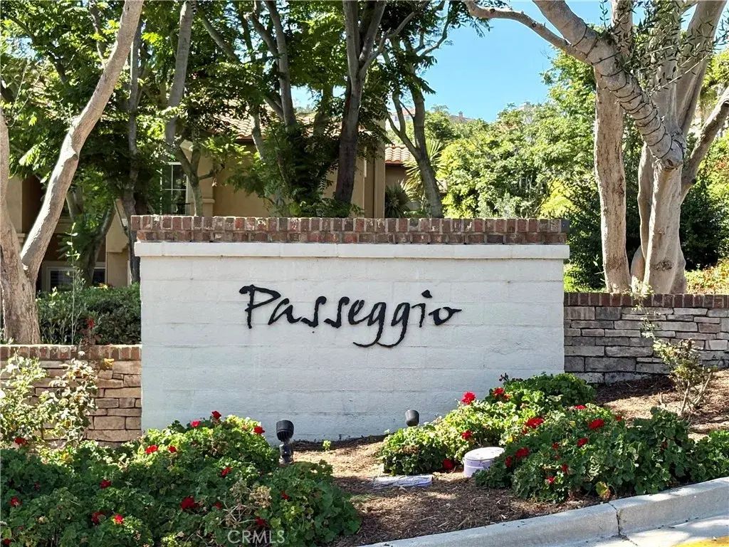 17 Lucente, Aliso Viejo