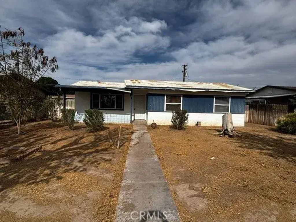 330 S 3rd, Blythe