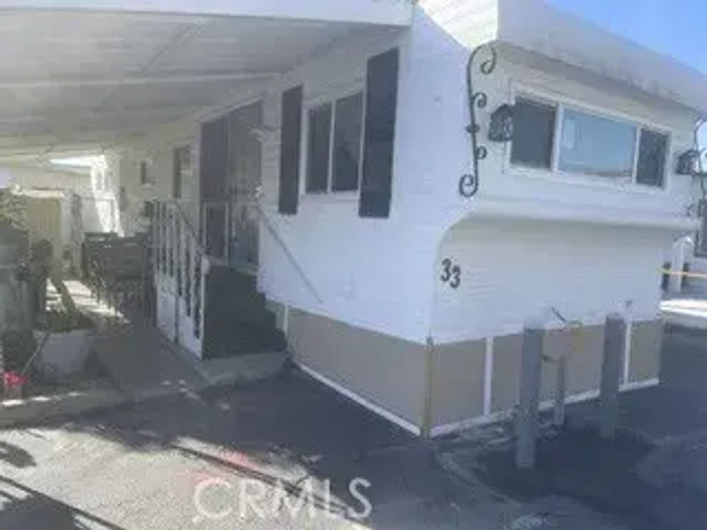 11825 Washington 33, Whittier