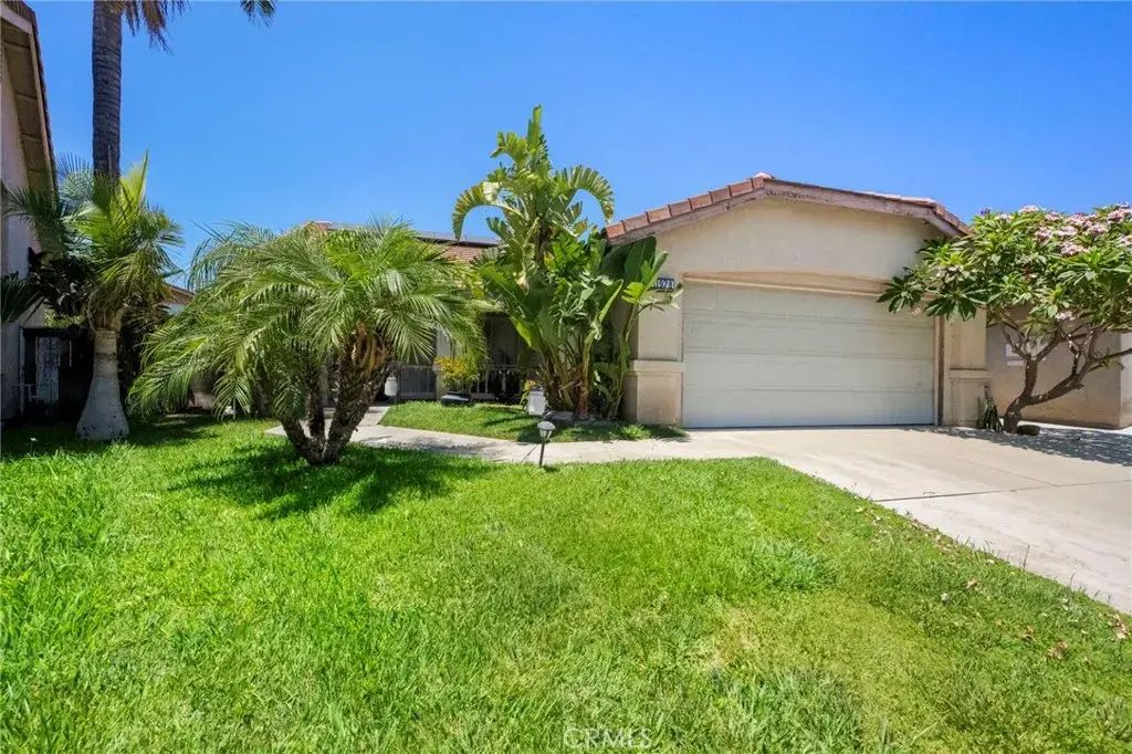 11928 Caballero, Fontana