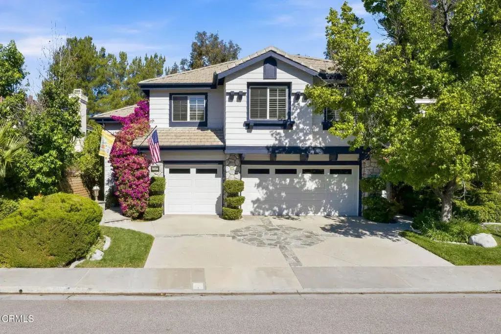 27407 Whitefield Place, Valencia