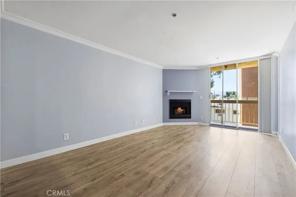 5143 Bakman Avenue 320, North Hollywood
