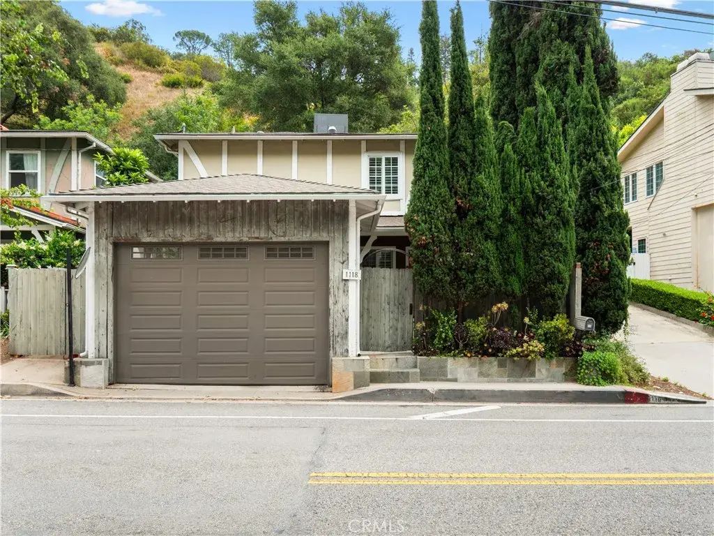 1118 N Beverly Glen Boulevard, Los Angeles