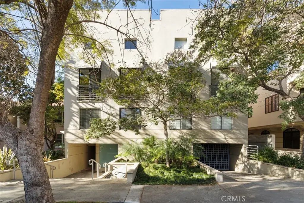 1421 Greenfield Avenue, Los Angeles