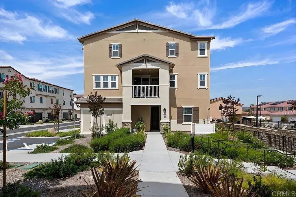 8654 Amherst, Santee
