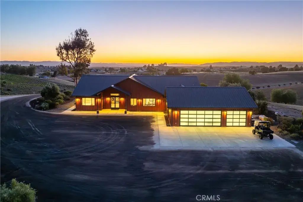 6235 Independence Ranch, San Miguel