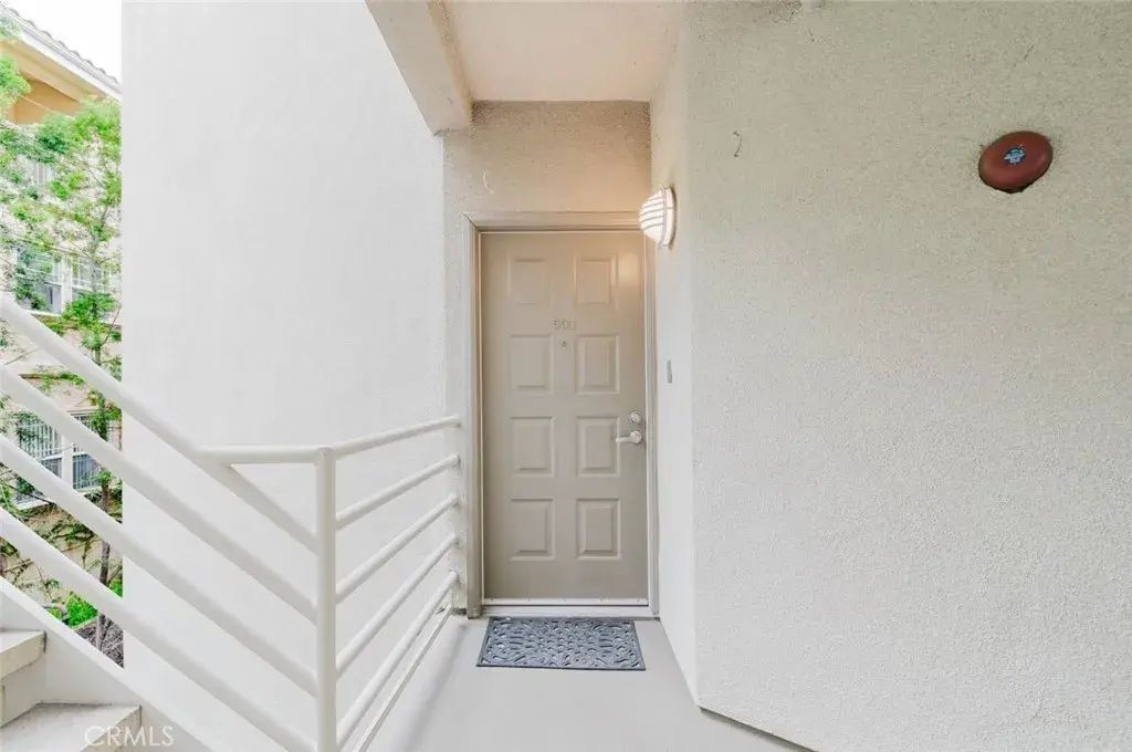 2900 Fairway 501, La Crescenta
